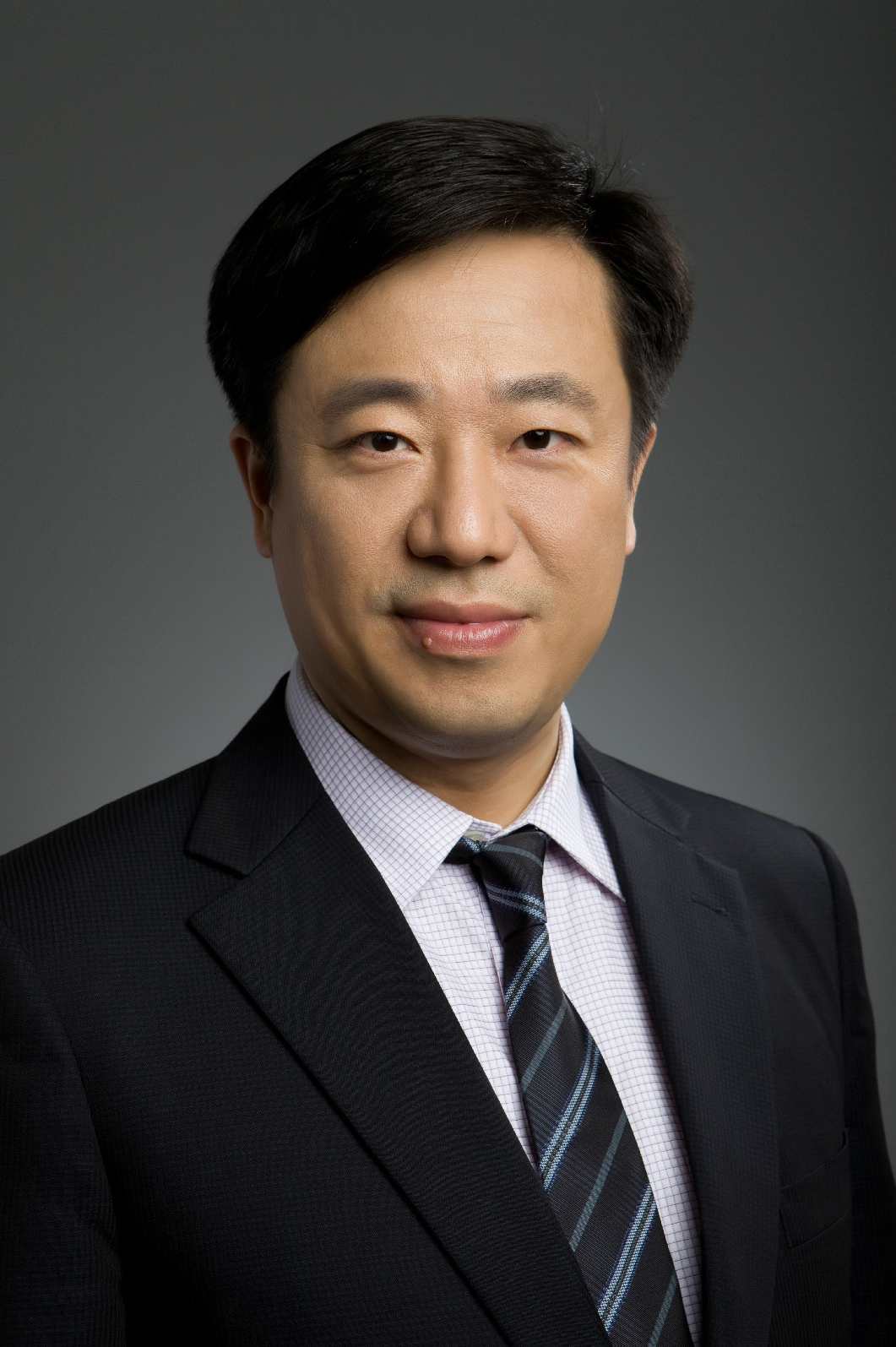 沈健 助子成才